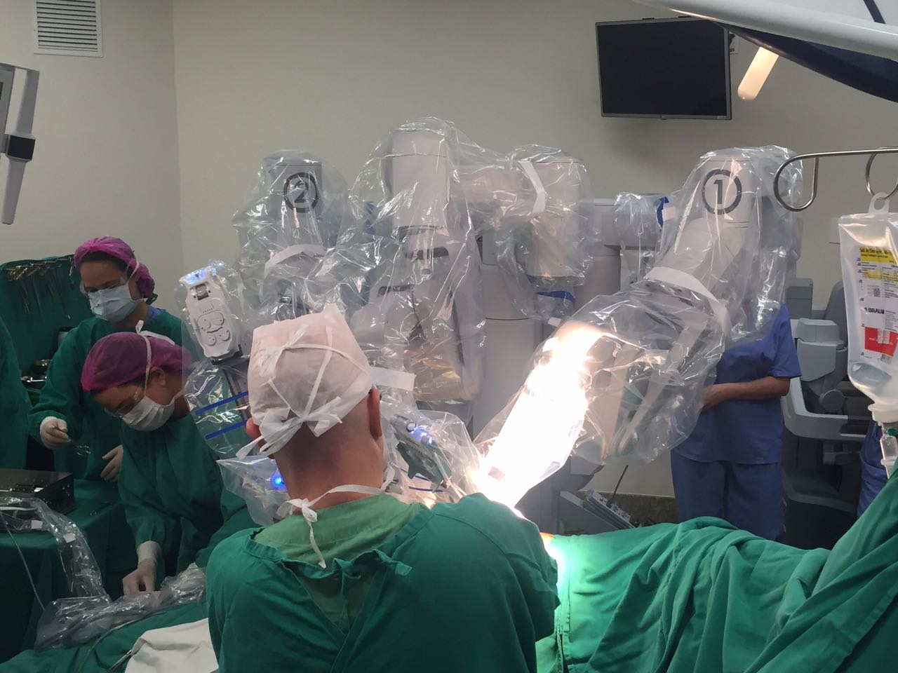 Imagem 1 blog Participação da primeira cirurgia Robótica do Hospital Moinhos de Vento